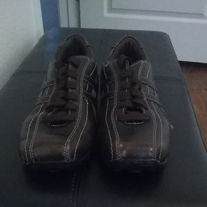 Old school sketchers size 9.5